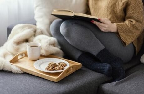 Simple Ways to Enjoy a Cozy Fall Weekend at Home